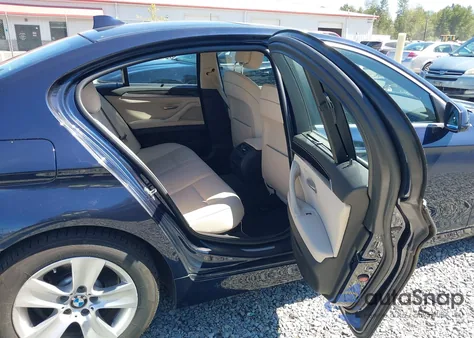 2011 BMW 528I из США, поврежденный, VIN WBAFR1C57BC750698